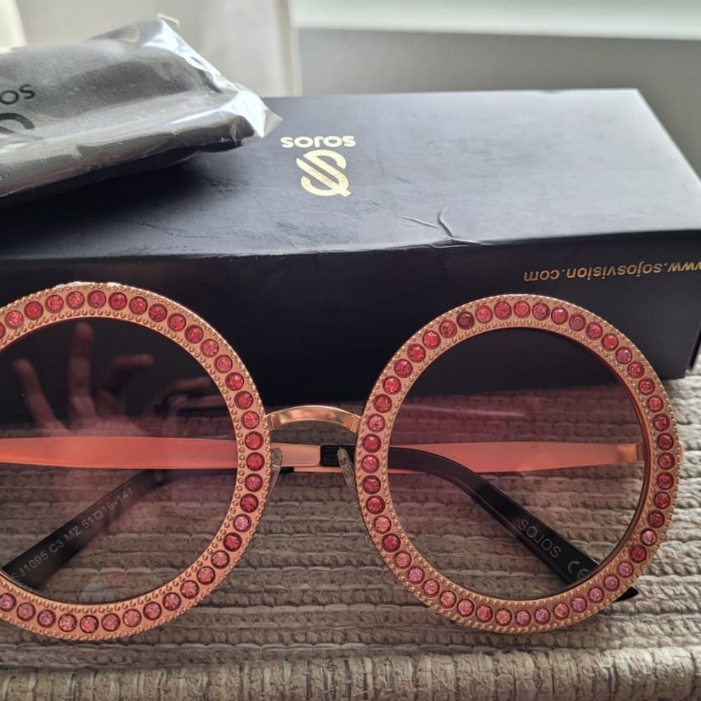 SOJOS Shining Oversized Round Rhinestone Sunglasse 2026 - Picture 6 of 8
